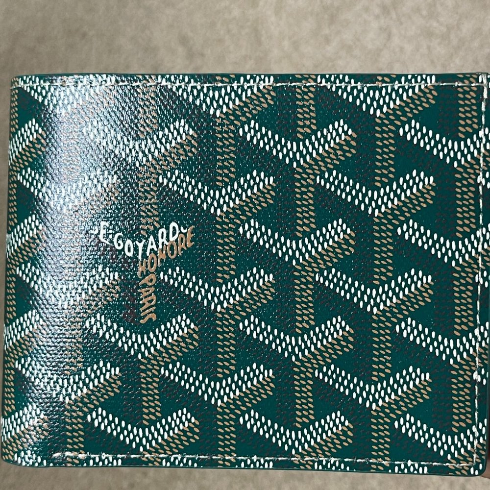 New Goyard Bi Fold Victoire Full Size Wallet - Coveted Green Canvas